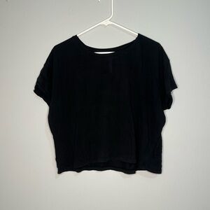 Lululemon Women’s Black Oversized Cropped Tee size 10